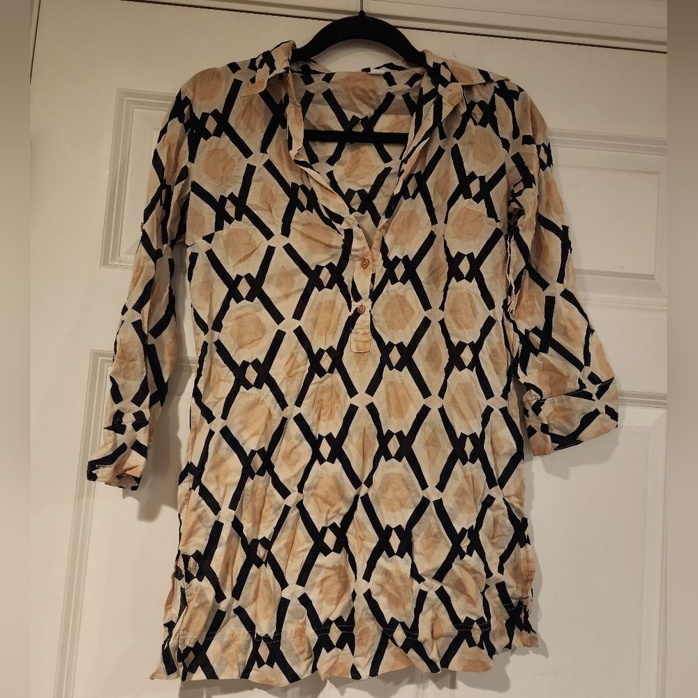 New York & Co black and beige collared blouse S